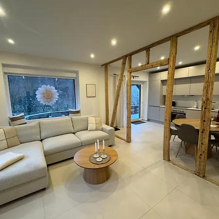 Zur Fausenburg * Bruttig-Fankel