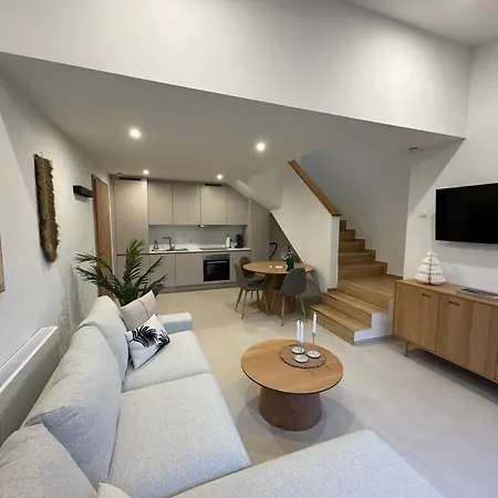 Zur Fausenburg Apartment *