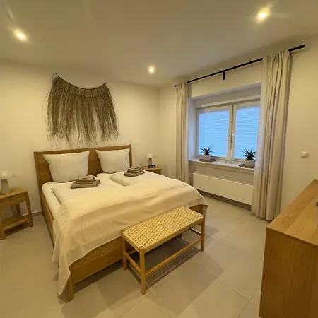 Zur Fausenburg Bruttig-Fankel