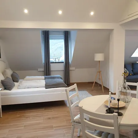 Apartment Zur Fausenburg *