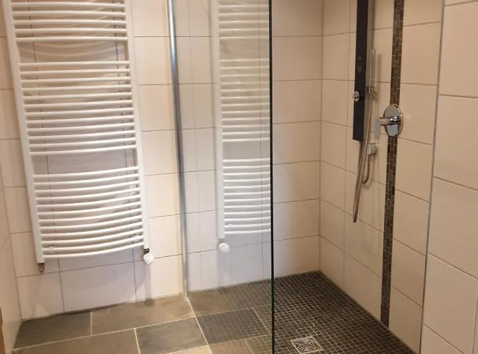 Zur Fausenburg * Bruttig-Fankel